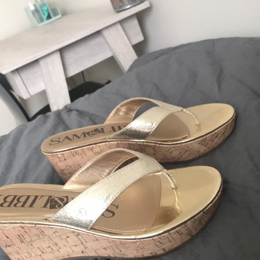 Sam & Libby gold wedges